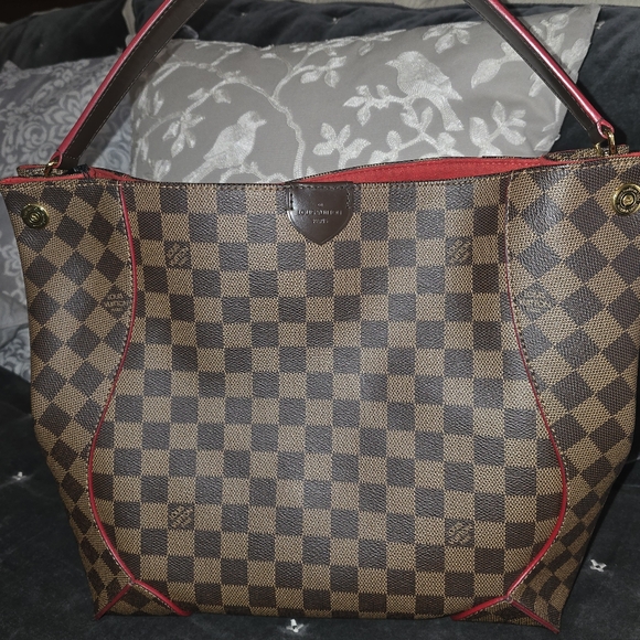 Louis Vuitton Caissa Hobo - Picture 3 of 9